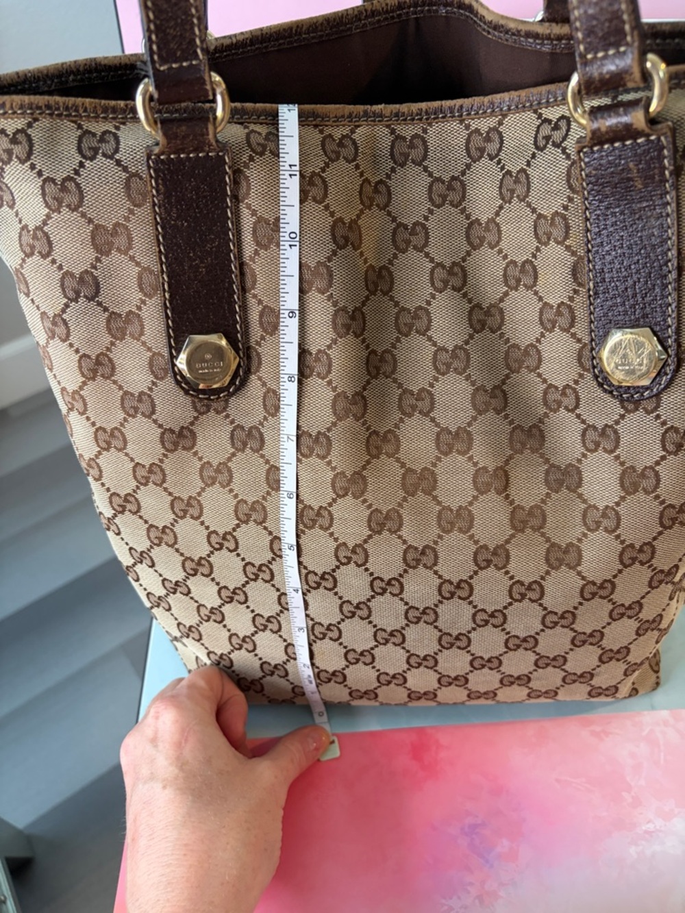 👜 Gucci GG Monogram Charmy Tote Bag Canvas & Leather Trim in Brown & Tan ✨ - Picture 15 of 16